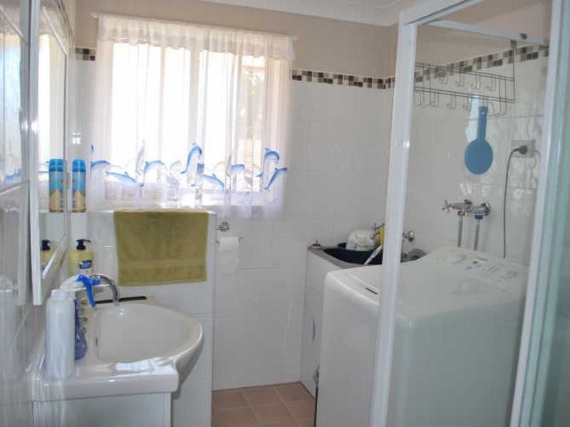 4/4 Lyne Street, Oak Flats NSW 2529