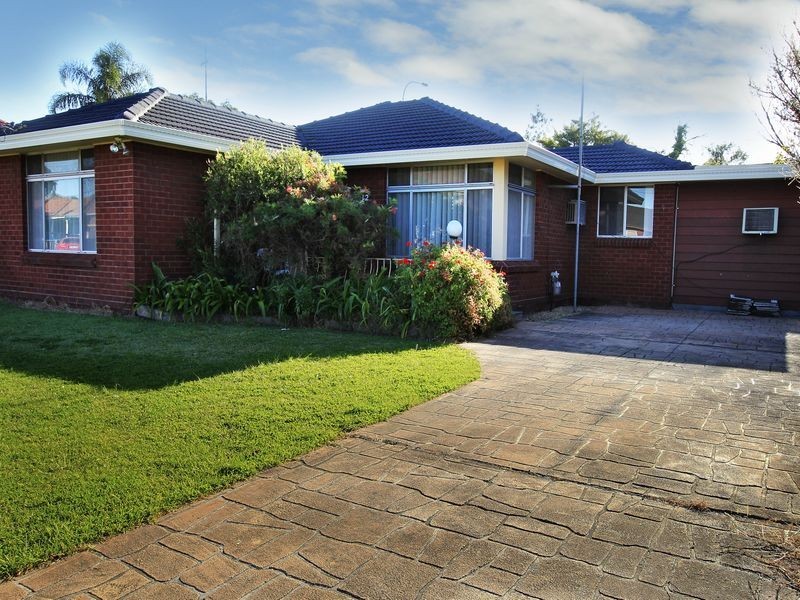 12 Cirrus Street, Dapto NSW 2530