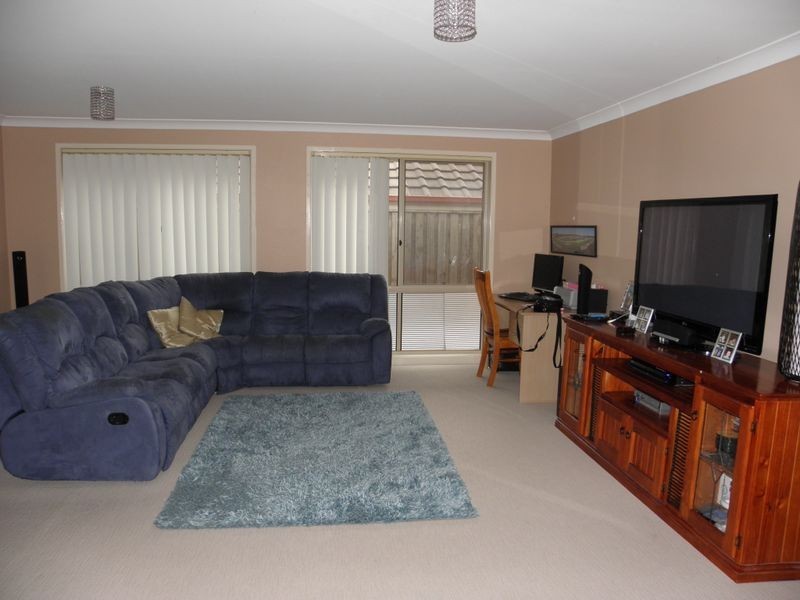 18 Karara Avenue, Horsley NSW 2530