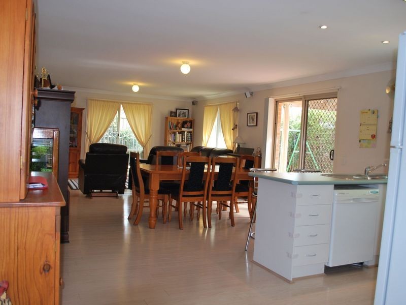 32 Glenlee Drive, Horsley NSW 2530