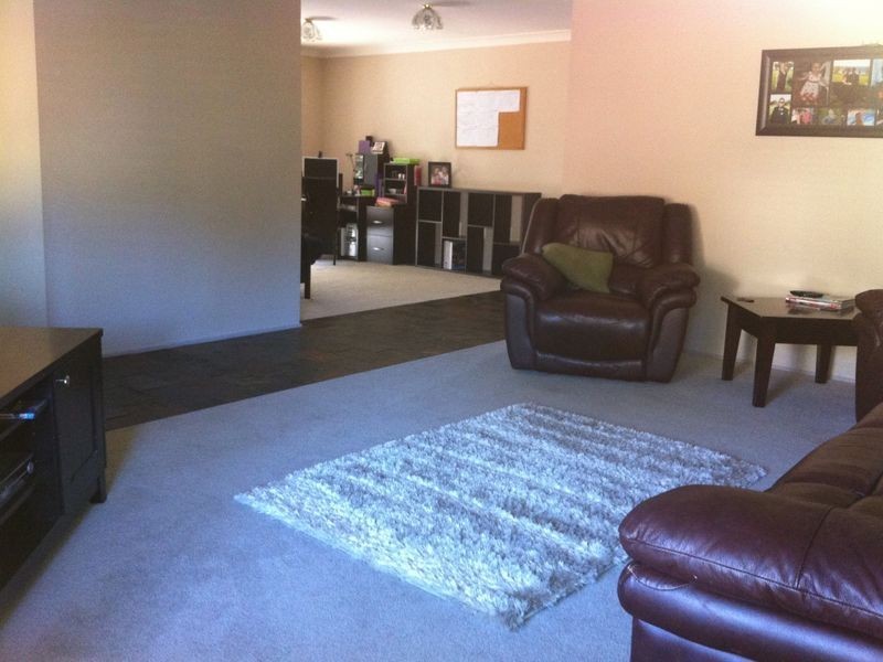 17 Tuross Street, Albion Park NSW 2527