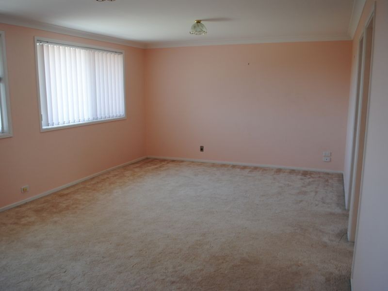 9 Merimbula Close, Flinders NSW 2529