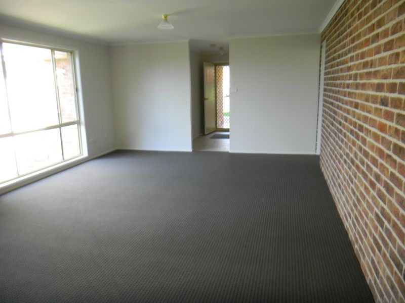 6 Kevin Road, Albion Park NSW 2527
