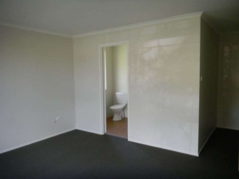 6 Kevin Road, Albion Park NSW 2527