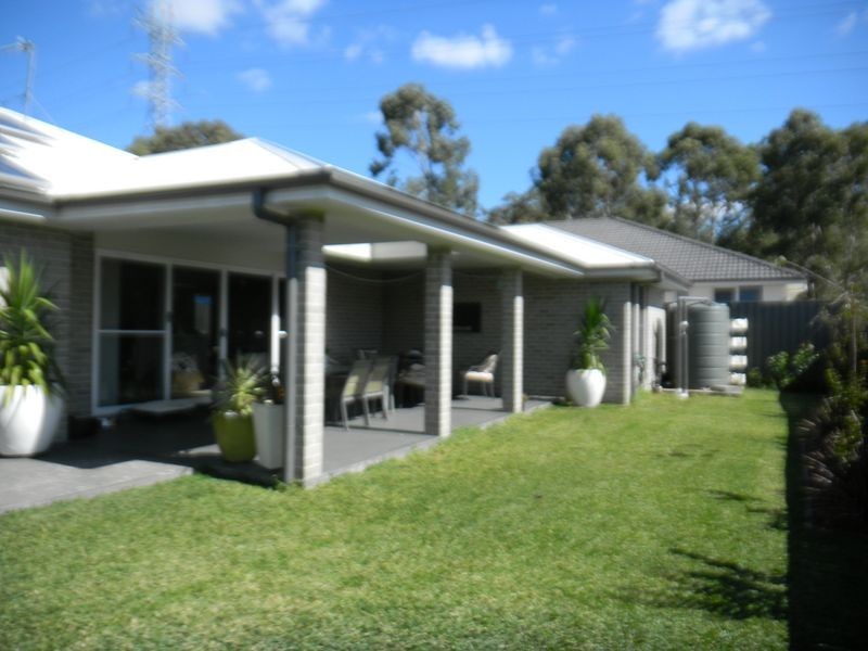 14 Spears Place, Horsley NSW 2530