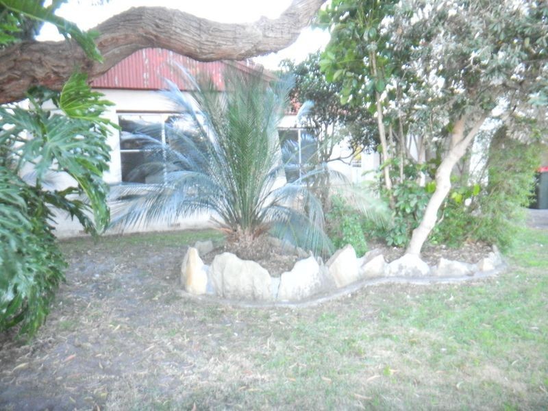 4 Park Road, Lake Illawarra NSW 2528