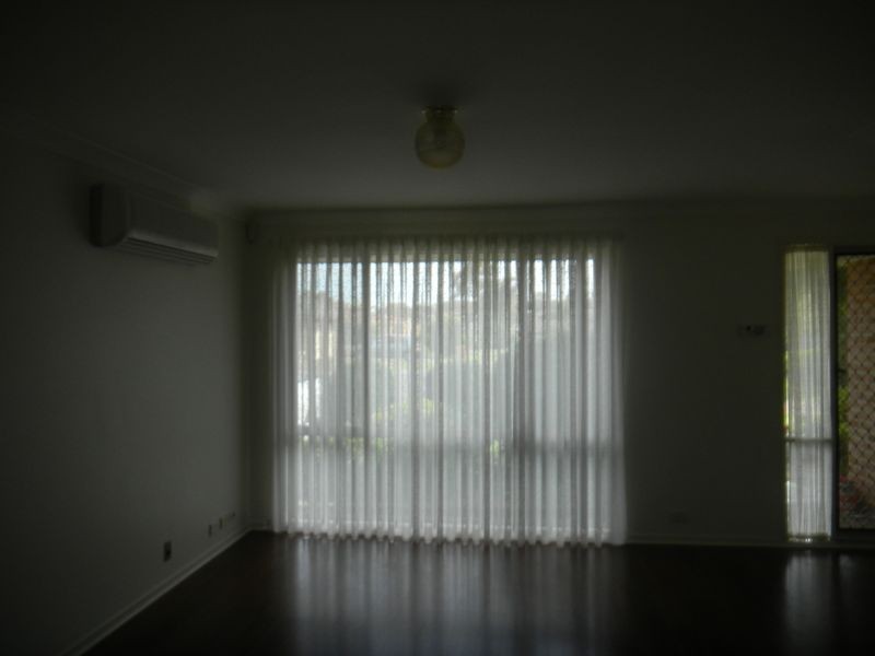 15 Yeldah Drive, Horsley NSW 2530