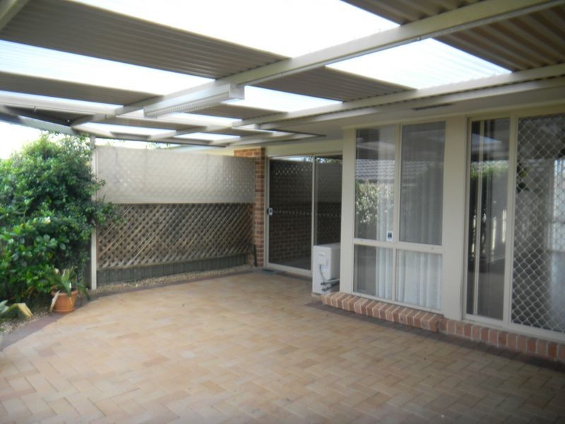 15 Yeldah Drive, Horsley NSW 2530