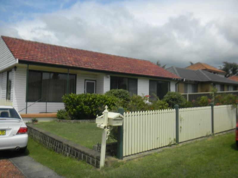 3 Moran Avenue, Dapto NSW 2530