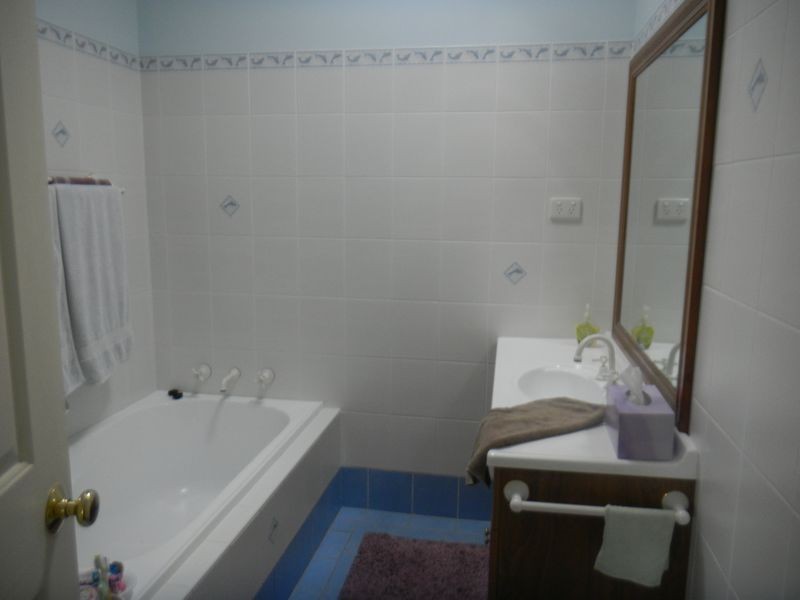 3 Moran Avenue, Dapto NSW 2530