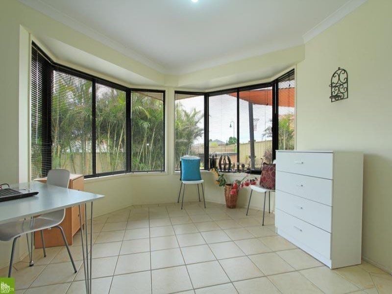 77 Robins Creek Dr, Horsley NSW 2530