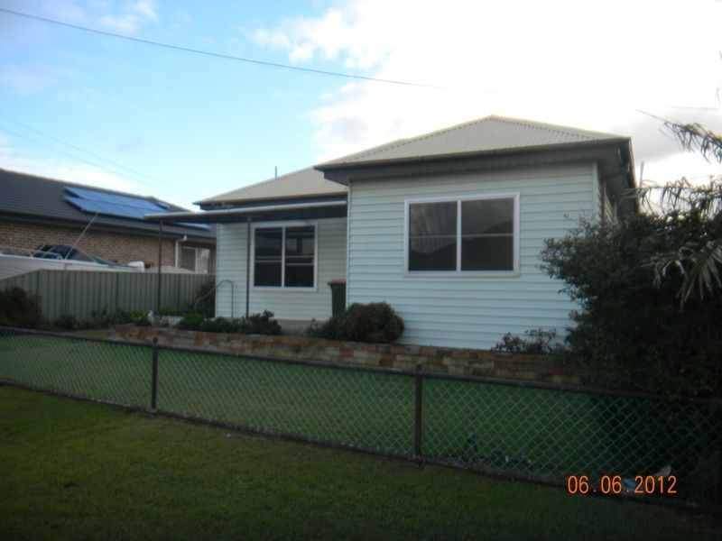 32 Sassafrass Avenue, Windang NSW 2528