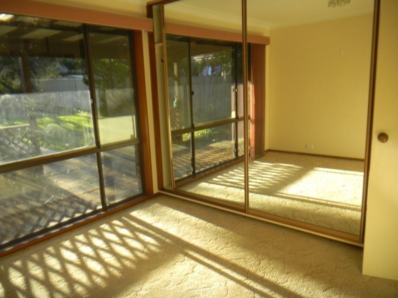 3 Hakea Place, Albion Park Rail NSW 2527