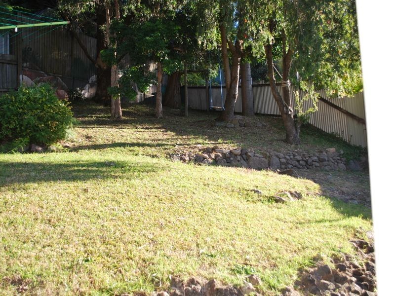 5 Aminya Place, Farmborough Heights NSW 2526