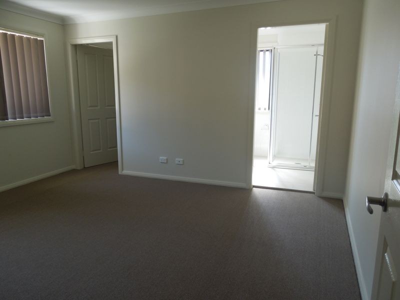 26A Mary Davis Drive, Koonawarra NSW 2530