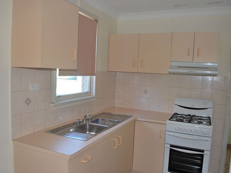 22 Landy Drive, Mount Warrigal NSW 2528