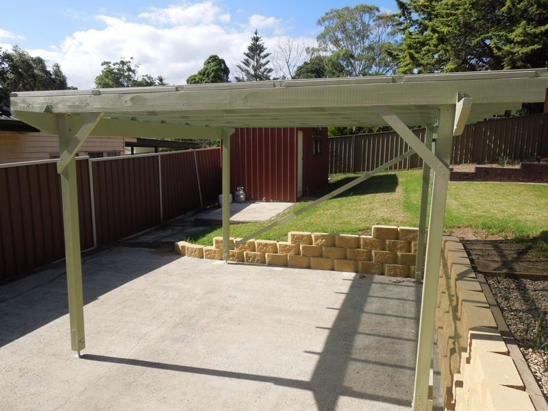 12 Cleary Avenue, Kanahooka NSW 2530