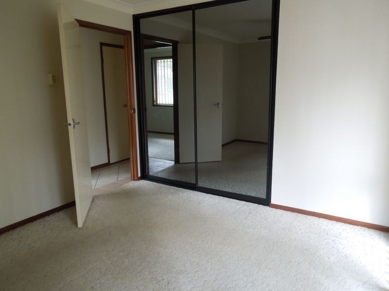 22 Mayfield Circuit, Albion Park NSW 2527