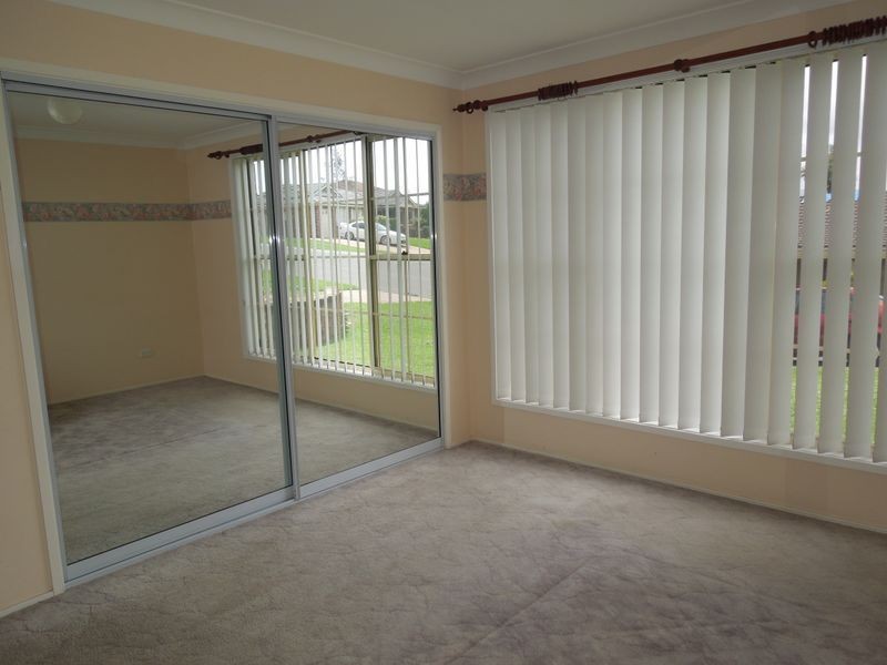 10 Roper Road, Albion Park NSW 2527