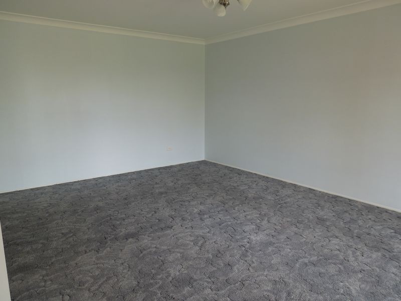 10 Roper Road, Albion Park NSW 2527