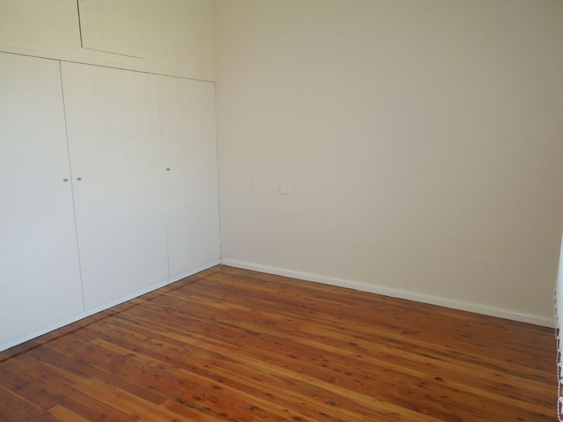 96 The Boulevarde, Oak Flats NSW 2529