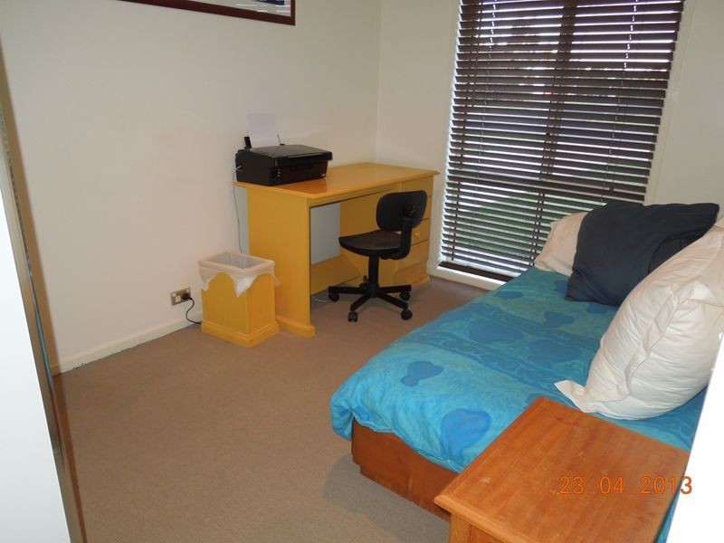 68 Huxley Drive, Horsley NSW 2530