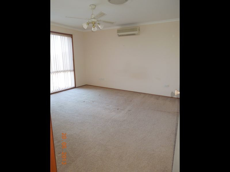 4 Willandra Place, Koonawarra NSW 2530