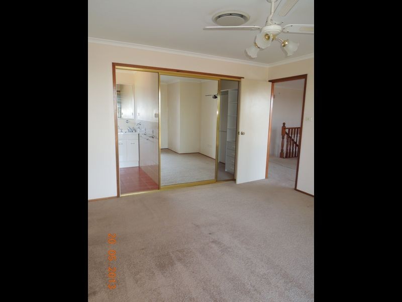 4 Willandra Place, Koonawarra NSW 2530