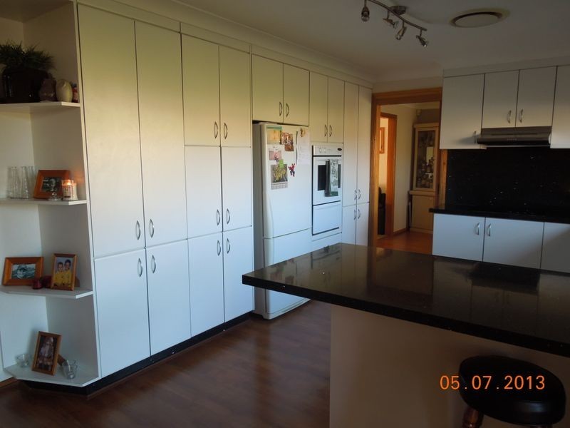 11 Timms Place, Horsley NSW 2530