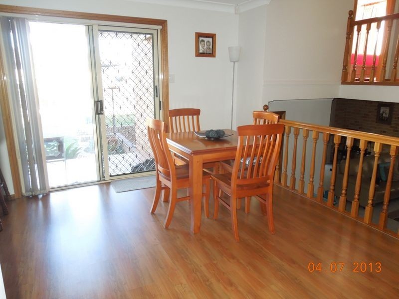 11 Timms Place, Horsley NSW 2530