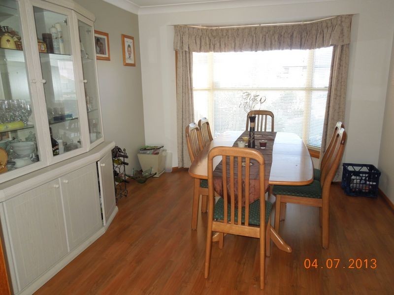 11 Timms Place, Horsley NSW 2530