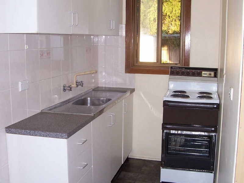 2/143 Princes Highway, Dapto NSW 2530