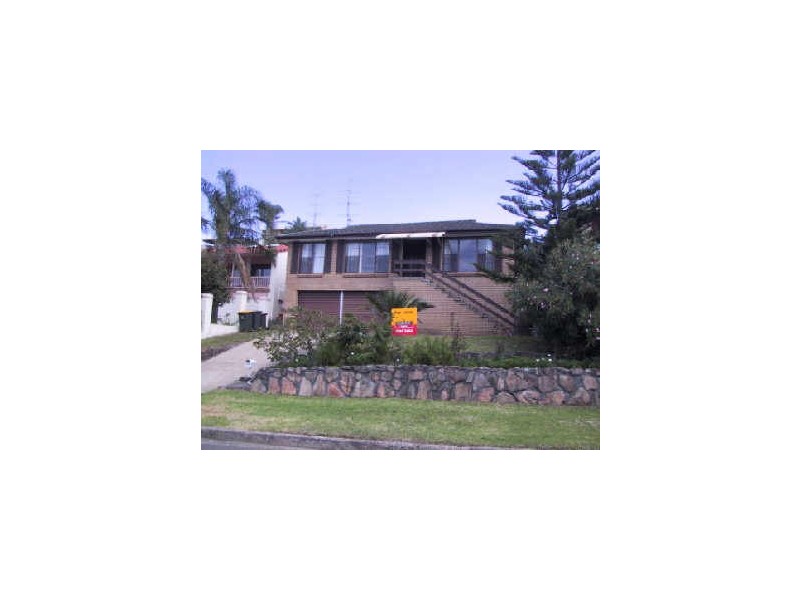 27 Tait Avenue, Kanahooka NSW 2530