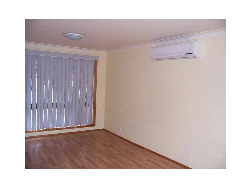 73 Elm Street, Albion Park Rail NSW 2527