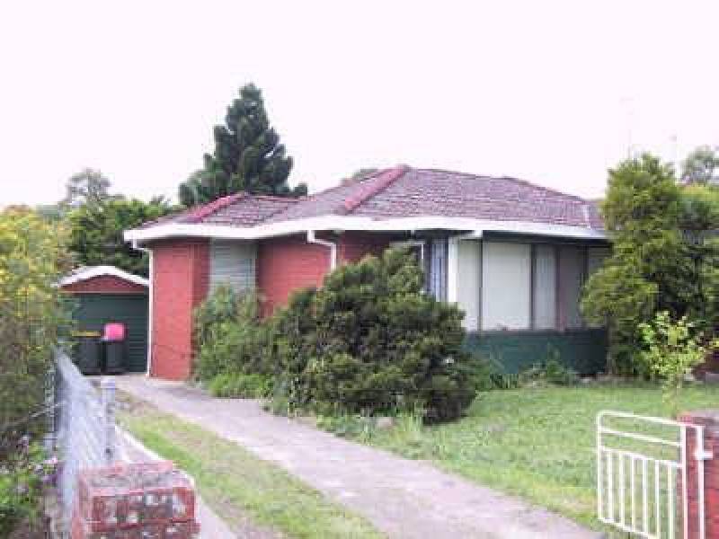 73 Lakelands Drive, Dapto NSW 2530