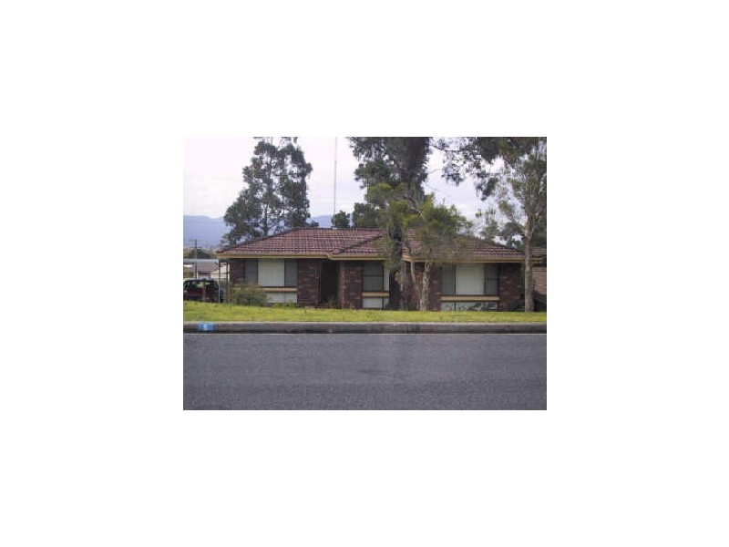 5 Turnbull Crescent, Dapto NSW 2530