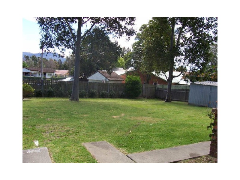 5 Turnbull Crescent, Dapto NSW 2530