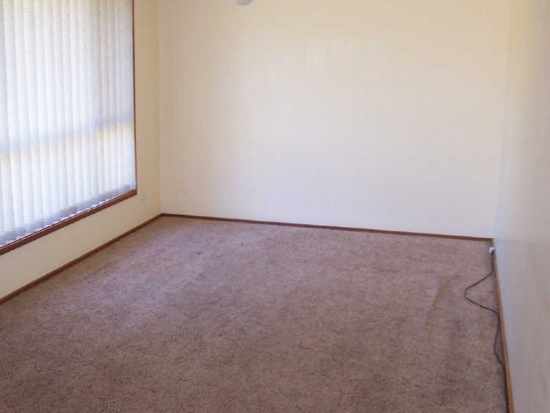 400 Princes Highway, Dapto NSW 2530