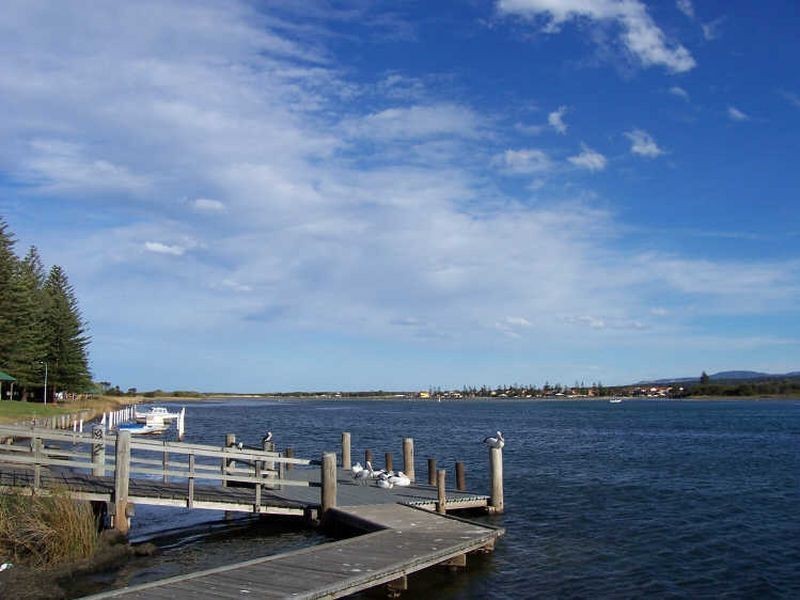 2/23 Oakland Avenue, Windang NSW 2528