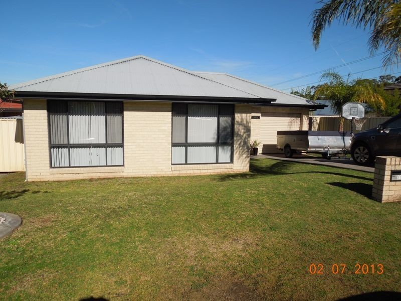 11 Hartfield Avenue, Horsley NSW 2530