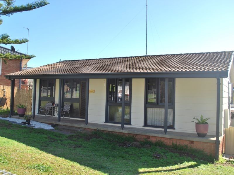 12 Gilba Road, Koonawarra NSW 2530