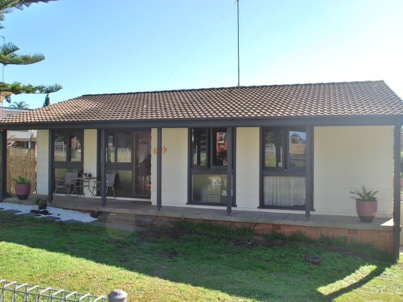 12 Gilba Road, Koonawarra NSW 2530