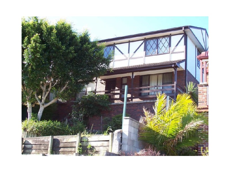 14 Bruce Street, Unanderra NSW 2526