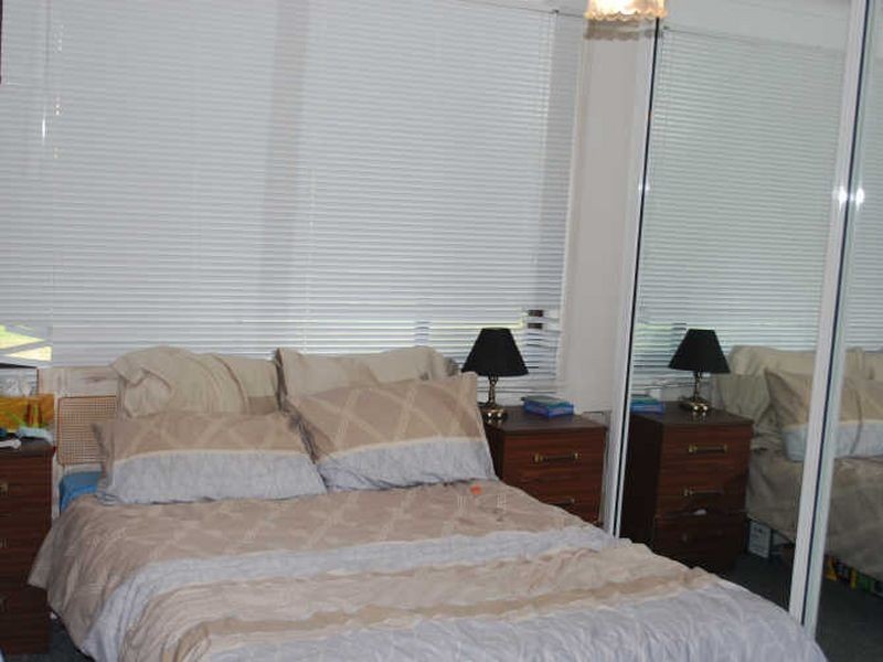 1/4 Lyne Street, Oak Flats NSW 2529