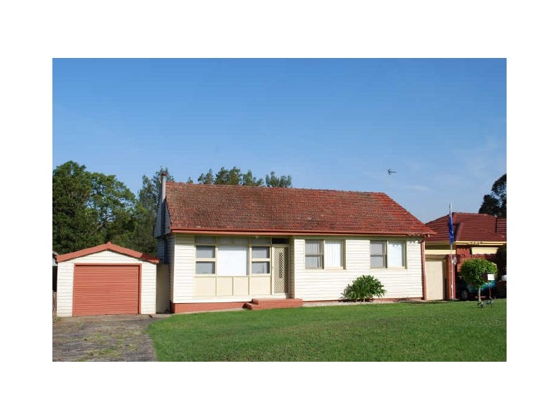 23 Gloucester Crescent, Dapto NSW 2530