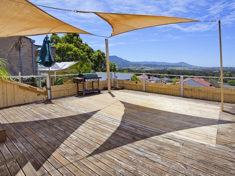 32 Tait Avenue, Kanahooka NSW 2530