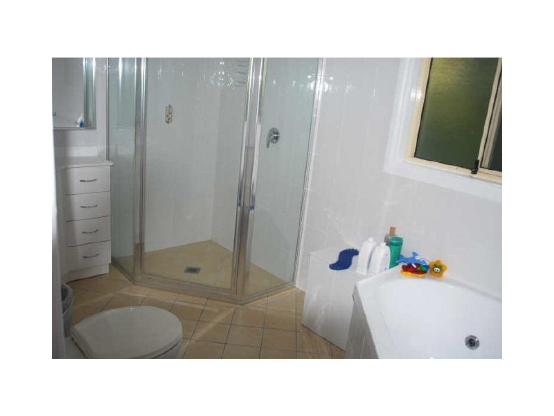 4/18 Termeil Place, Flinders NSW 2529