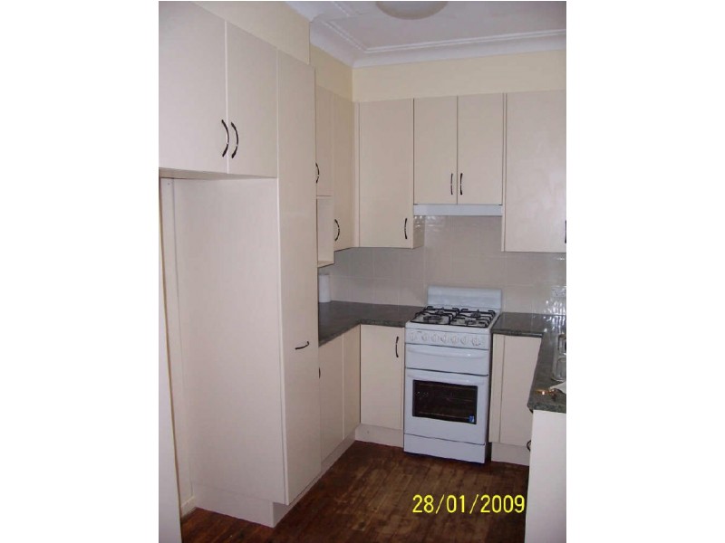 37 Tallawong Crescent, Dapto NSW 2530