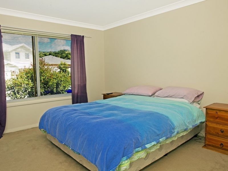 2 Macalister Terrace, Albion Park NSW 2527