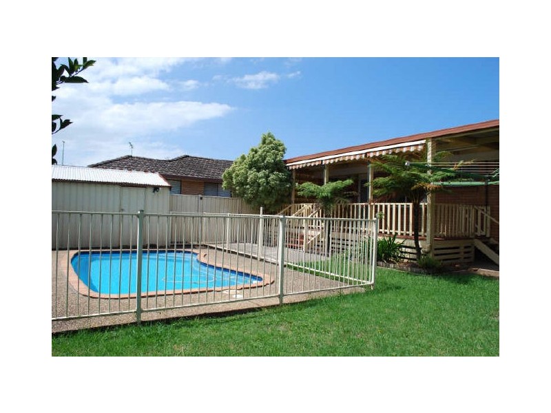 20 Saville Road, Dapto NSW 2530